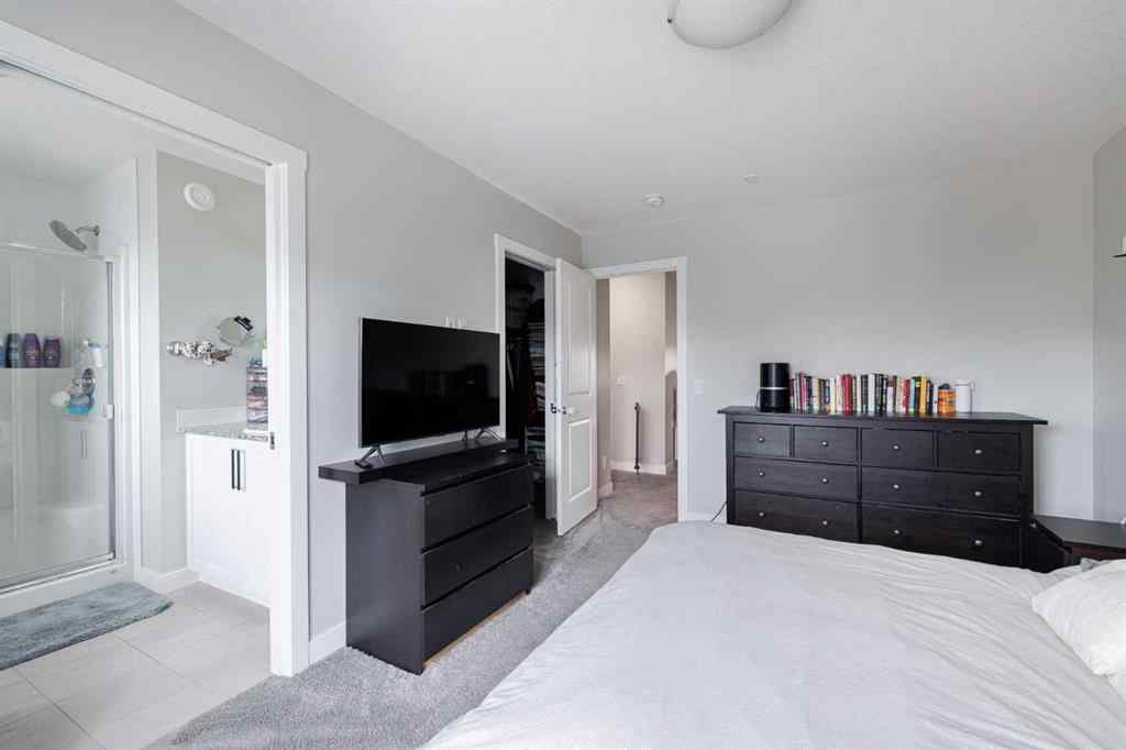 MLS® A2241669 - 33 Legacy Glen Place SE in Legacy Calgary, Residential