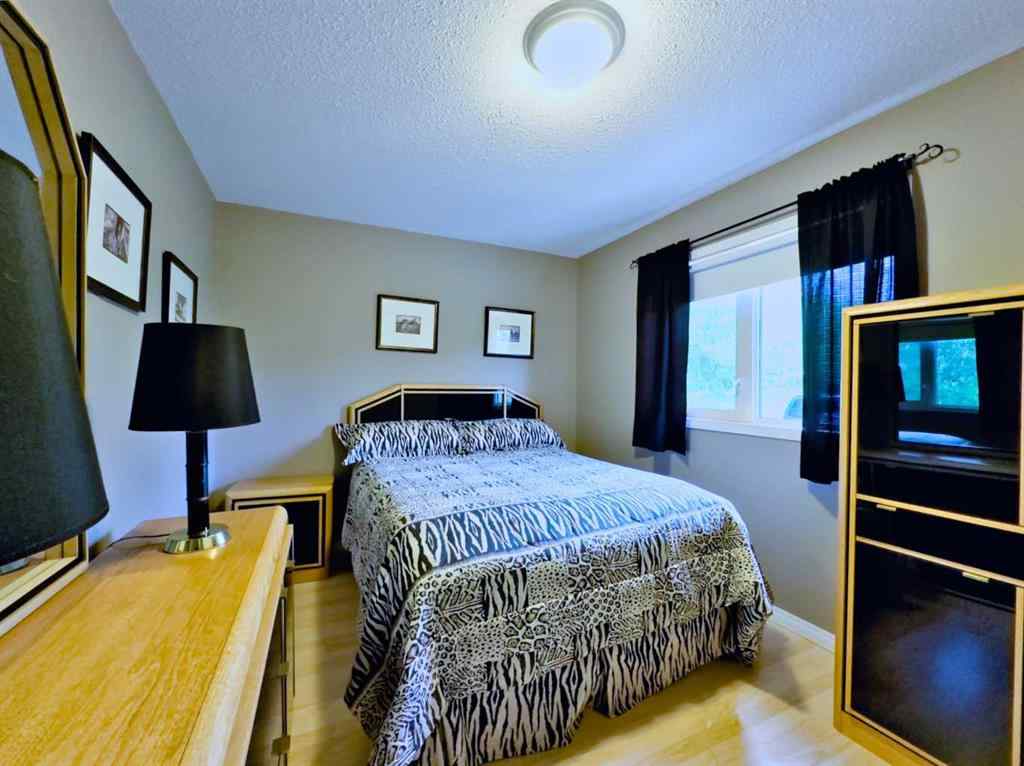 MLS® A2241670 - 23701 Passburg Drive  in NONE Bellevue, Residential