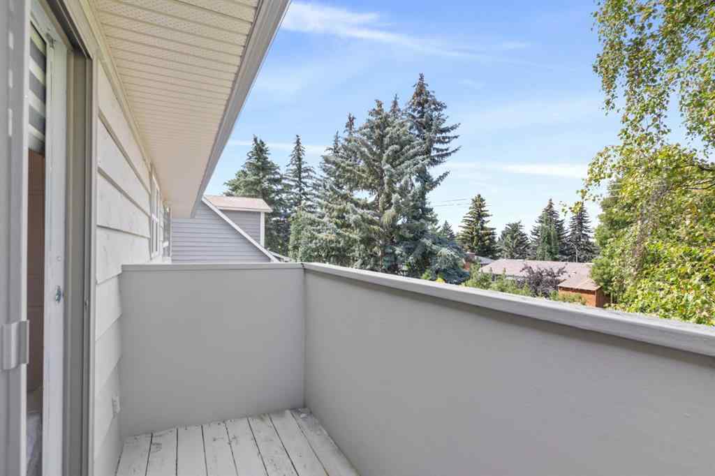MLS® A2241673 - 2716 Palliser Drive SW in Oakridge Calgary, Residential