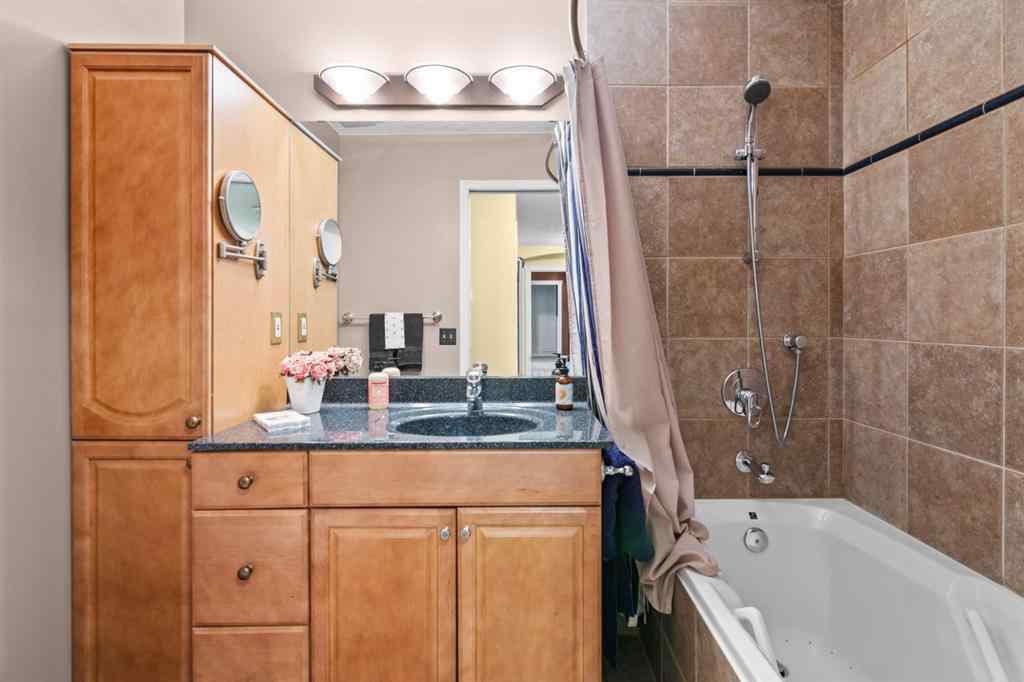 MLS® A2241673 - 2716 Palliser Drive SW in Oakridge Calgary, Residential