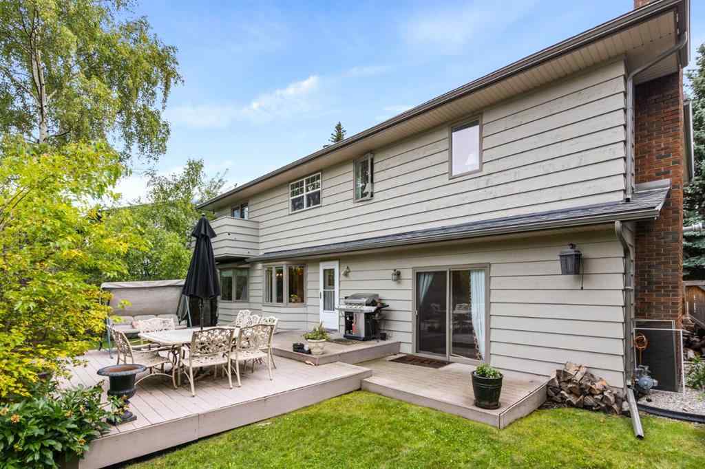 MLS® A2241673 - 2716 Palliser Drive SW in Oakridge Calgary, Residential