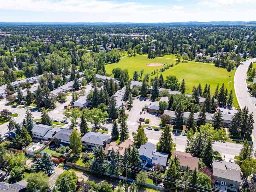 MLS® A2241673 - 2716 Palliser Drive SW in Oakridge Calgary, Residential