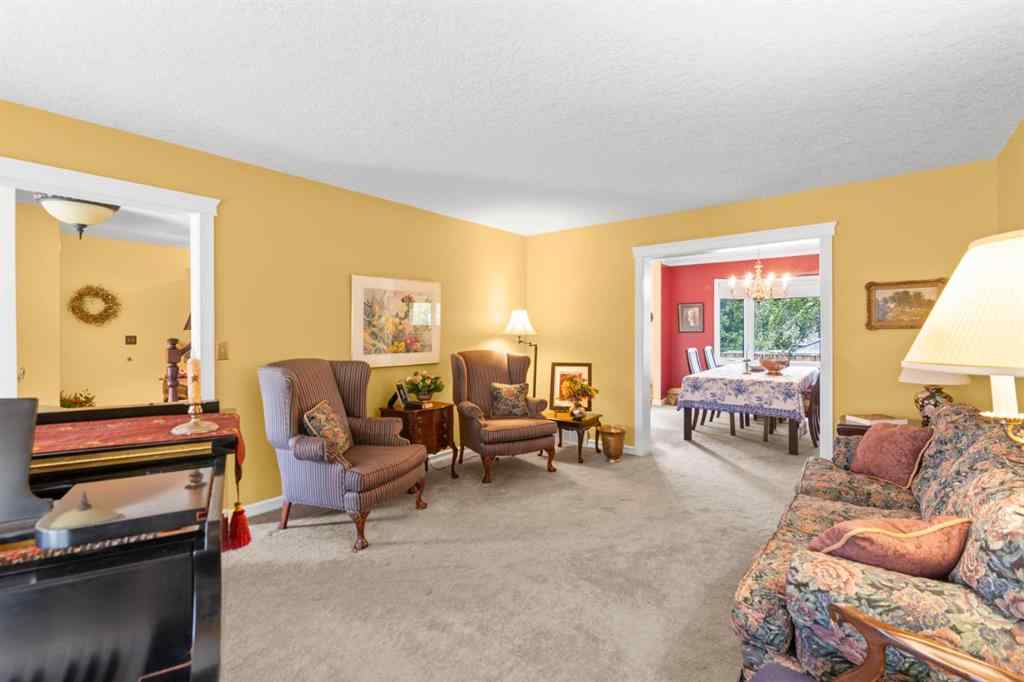 MLS® A2241673 - 2716 Palliser Drive SW in Oakridge Calgary, Residential