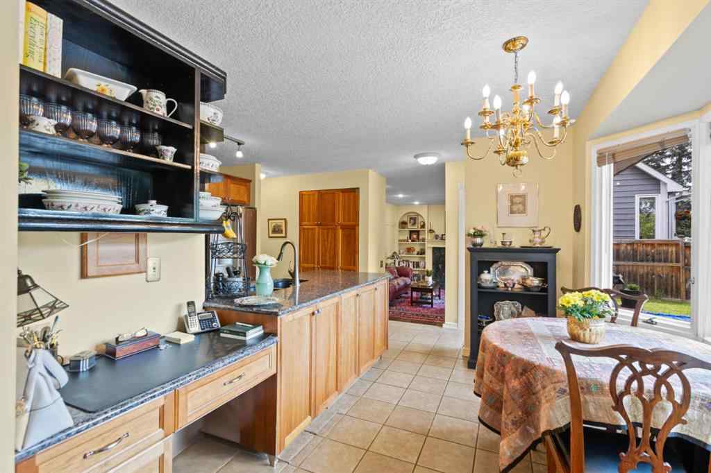 MLS® A2241673 - 2716 Palliser Drive SW in Oakridge Calgary, Residential