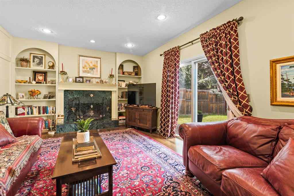 MLS® A2241673 - 2716 Palliser Drive SW in Oakridge Calgary, Residential