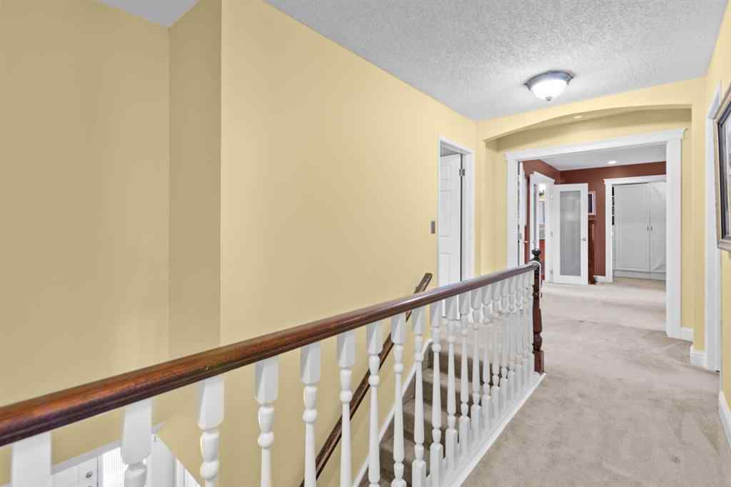 MLS® A2241673 - 2716 Palliser Drive SW in Oakridge Calgary, Residential