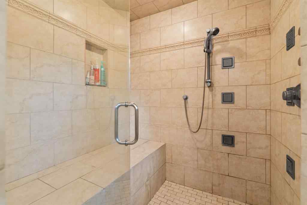 MLS® A2241673 - 2716 Palliser Drive SW in Oakridge Calgary, Residential