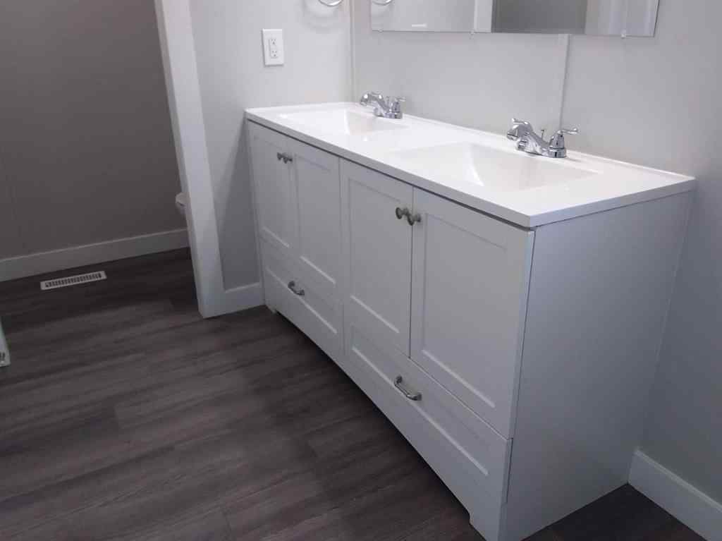 MLS® A2241688 - Unit #4 6220 17 Avenue SE in Red Carpet Calgary, Mobile