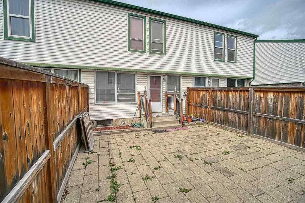 MLS® A2241695 - Unit #39 100 Pennsylvania Road SE in Penbrooke Meadows Calgary, Residential