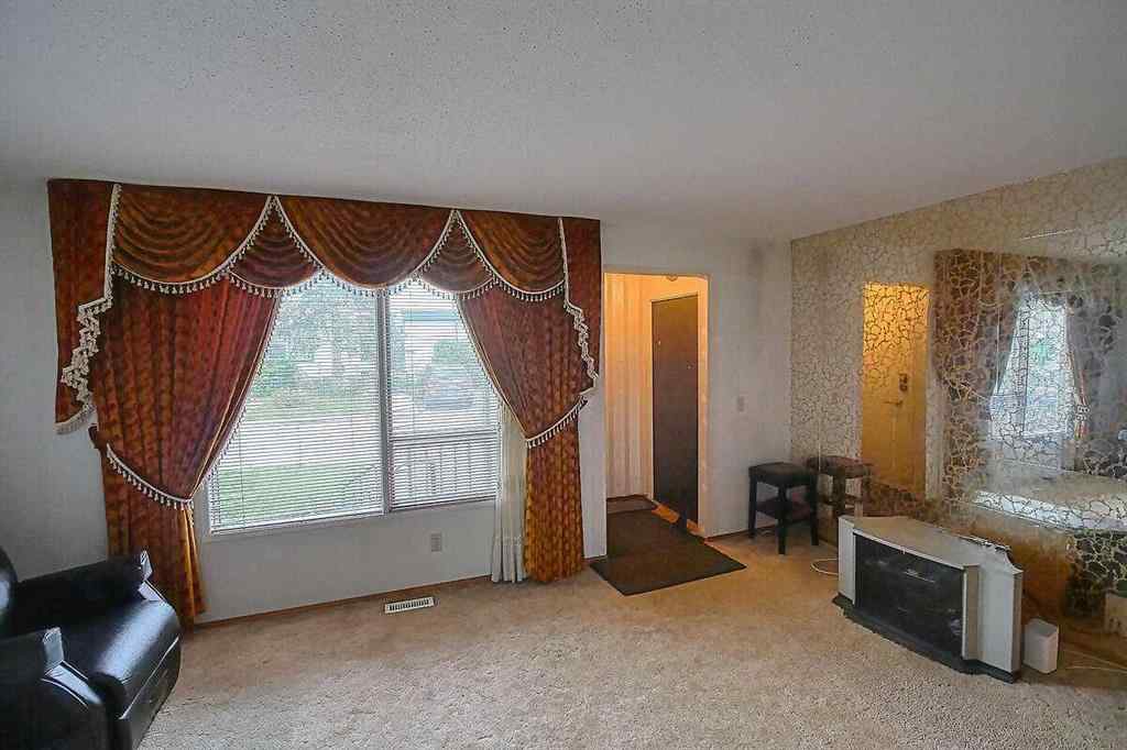 MLS® A2241695 - Unit #39 100 Pennsylvania Road SE in Penbrooke Meadows Calgary, Residential