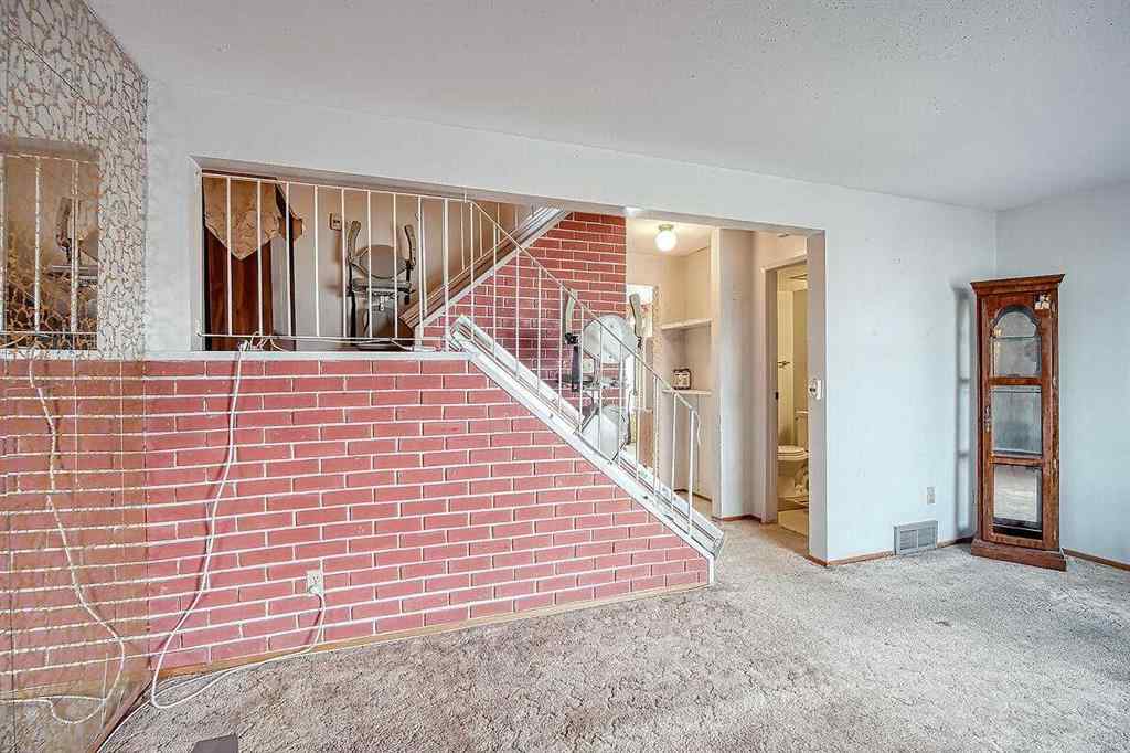MLS® A2241695 - Unit #39 100 Pennsylvania Road SE in Penbrooke Meadows Calgary, Residential