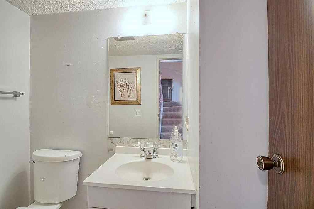 MLS® A2241695 - Unit #39 100 Pennsylvania Road SE in Penbrooke Meadows Calgary, Residential