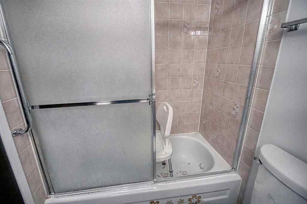 MLS® A2241695 - Unit #39 100 Pennsylvania Road SE in Penbrooke Meadows Calgary, Residential