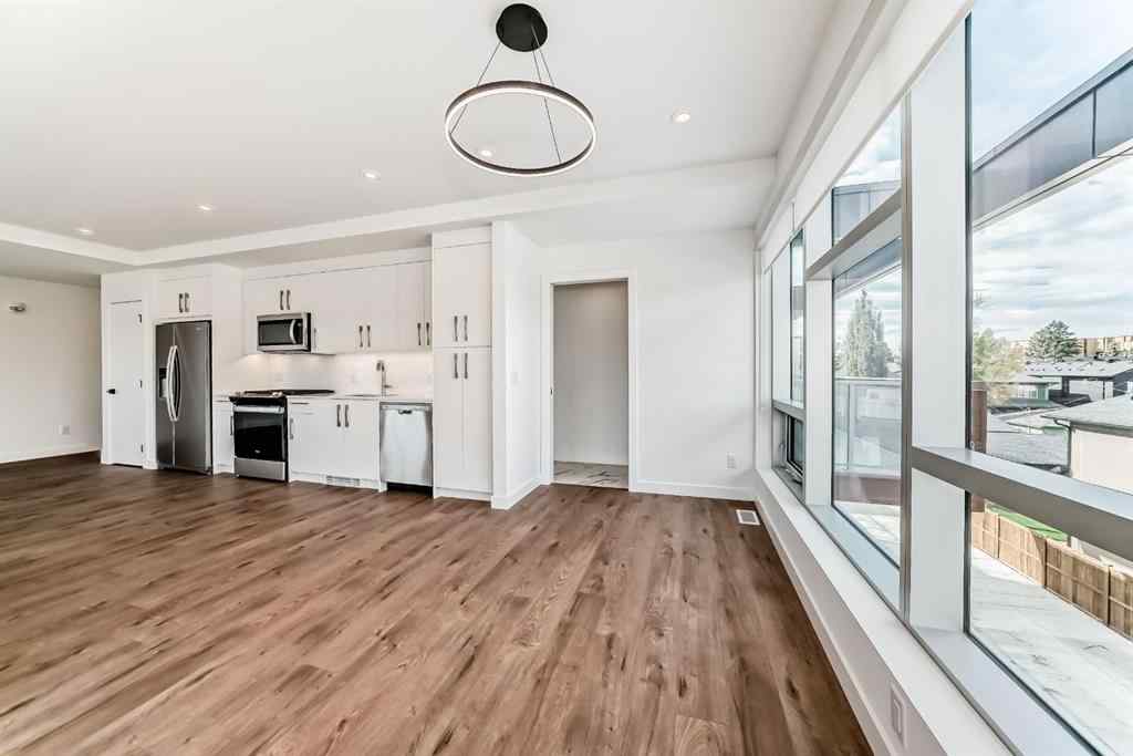 MLS® A2241700 - Unit #201 110 18A Street NW in West Hillhurst Calgary, Residential