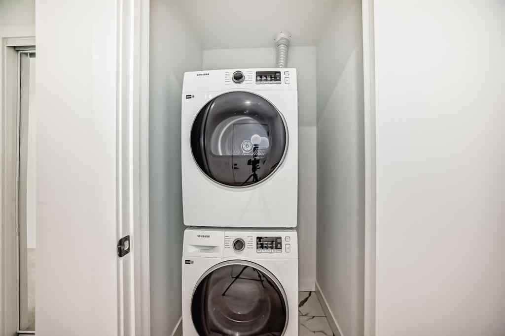 MLS® A2241700 - Unit #201 110 18A Street NW in West Hillhurst Calgary, Residential