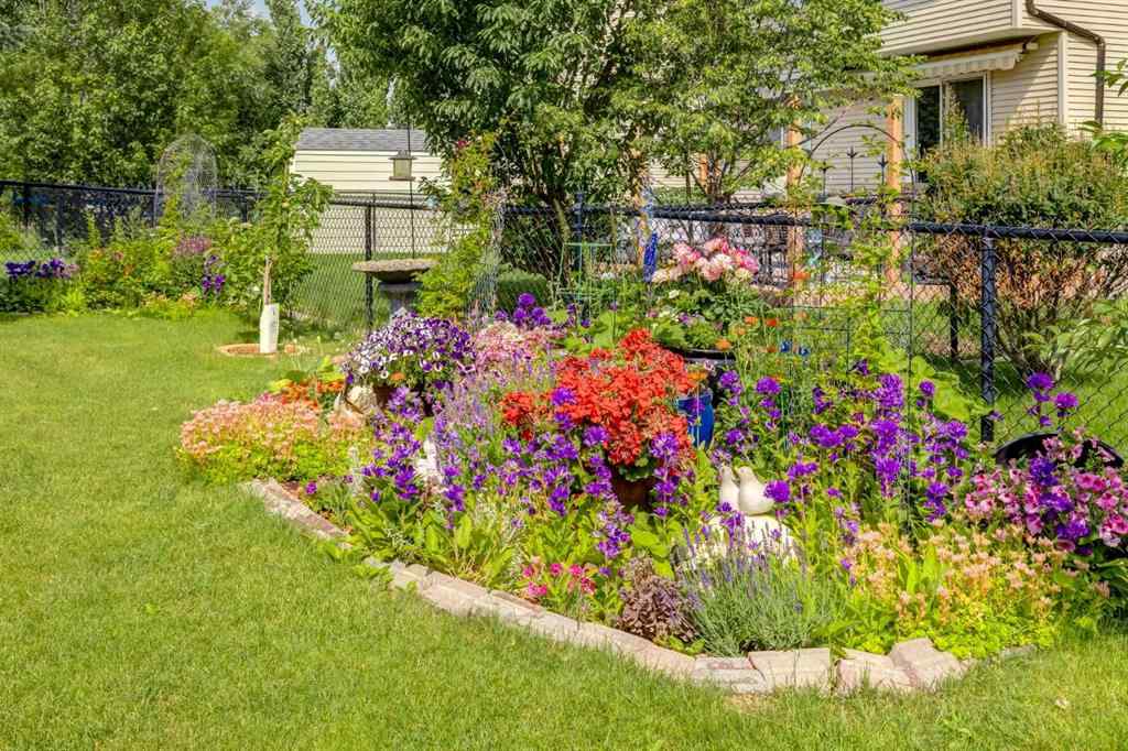 MLS® A2241720 - 163 Cougarstone Court SW in Cougar Ridge Calgary, Residential