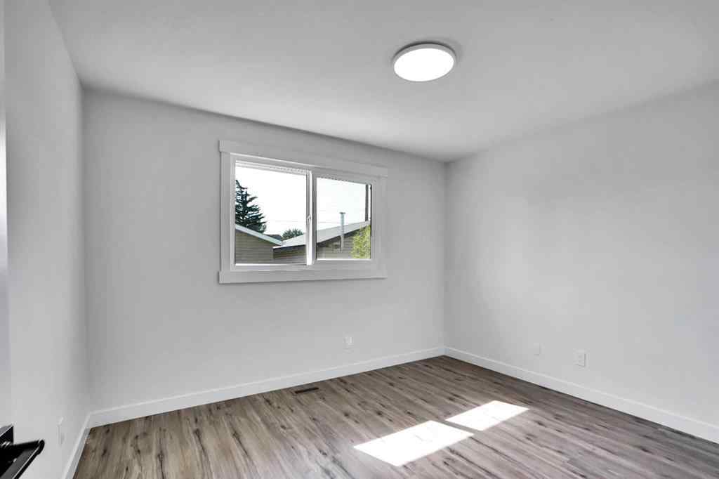 MLS® A2241727 - 156 Pensville Road SE in Penbrooke Meadows Calgary, Residential