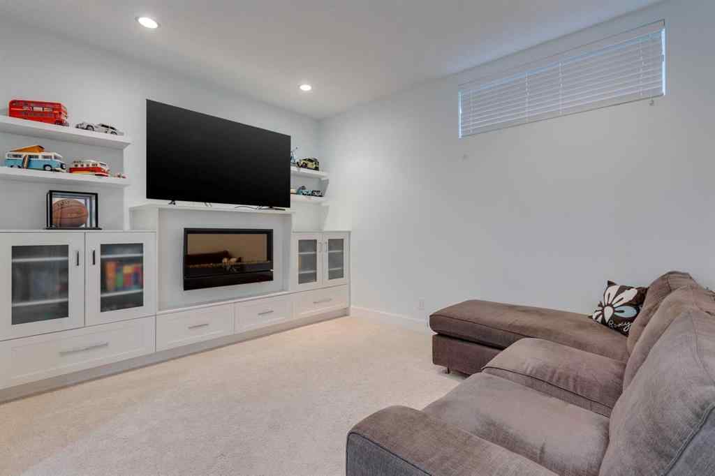 MLS® A2241740 - 1611 6 Street NW in Rosedale Calgary, Residential