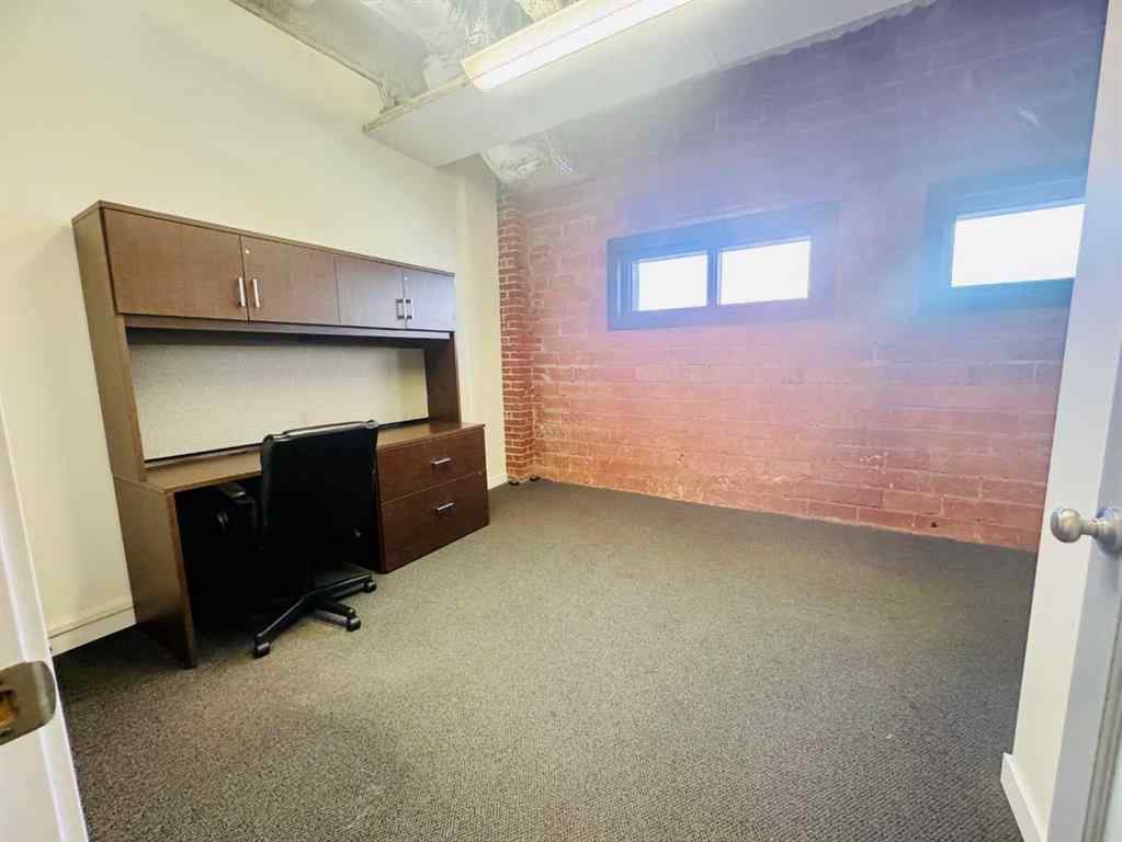 MLS® A2241741 - Unit #110 719 4 Avenue S in Downtown Lethbridge, Commercial