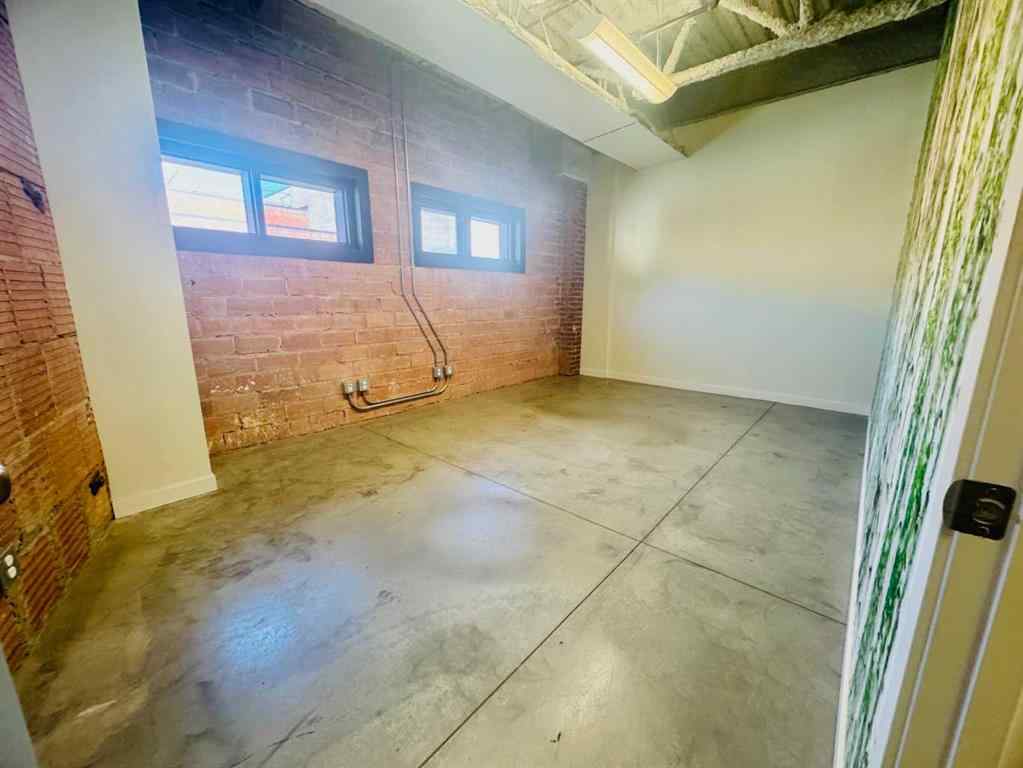 MLS® A2241741 - Unit #110 719 4 Avenue S in Downtown Lethbridge, Commercial