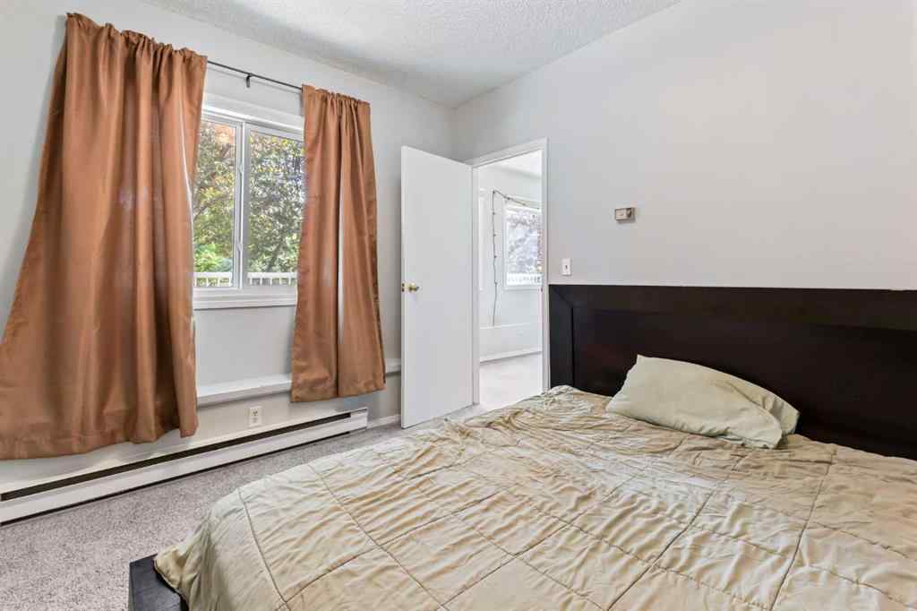 MLS® A2241742 - 2441 25a Street SW in Killarney/Glengarry Calgary, Residential