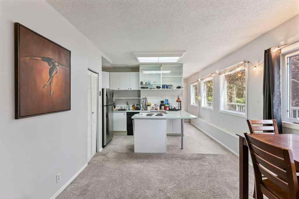 MLS® A2241742 - 2441 25a Street SW in Killarney/Glengarry Calgary, Residential