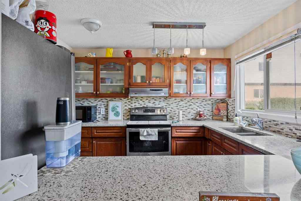 MLS® A2241745 - Unit #55 3705 Fonda Way SE in Forest Heights Calgary, Residential