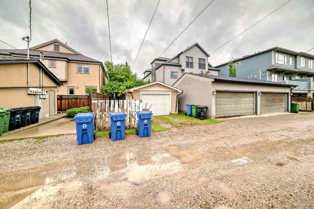 MLS® A2241751 - 2425 2 Avenue NW in West Hillhurst Calgary, Residential