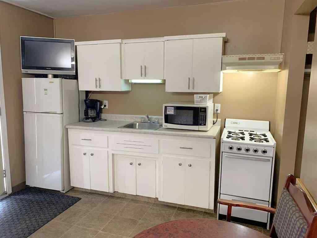 MLS® A2241763 - 5604 4 Avenue  in Edson Edson, Commercial