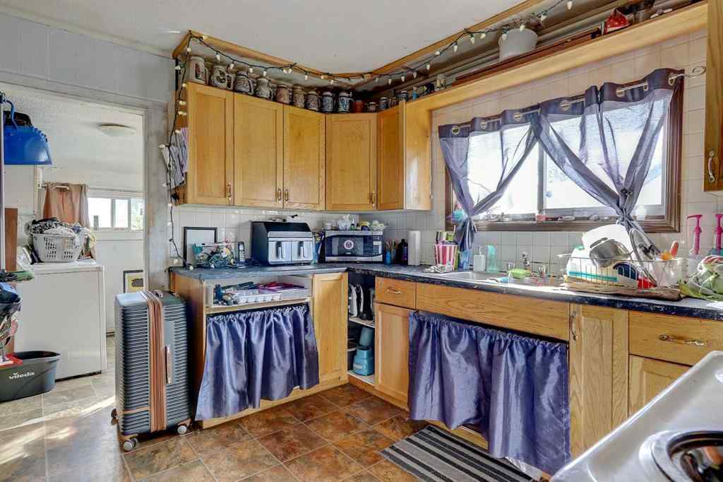 MLS® A2241764 - 10009 99 Street  in NONE Sexsmith, Residential
