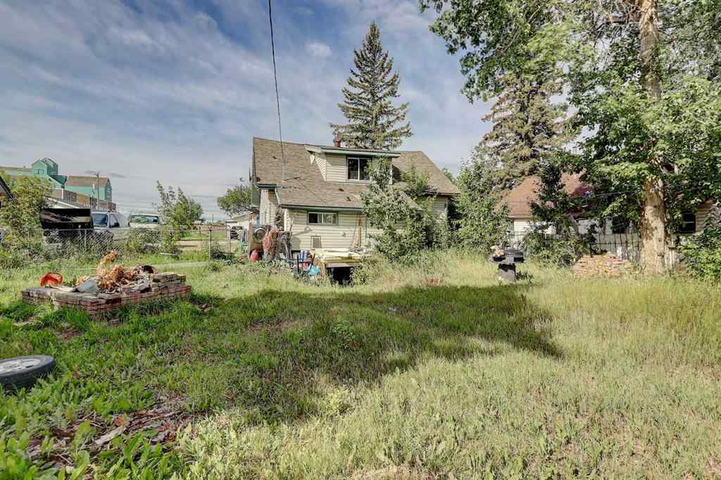 MLS® A2241764 - 10009 99 Street  in NONE Sexsmith, Residential