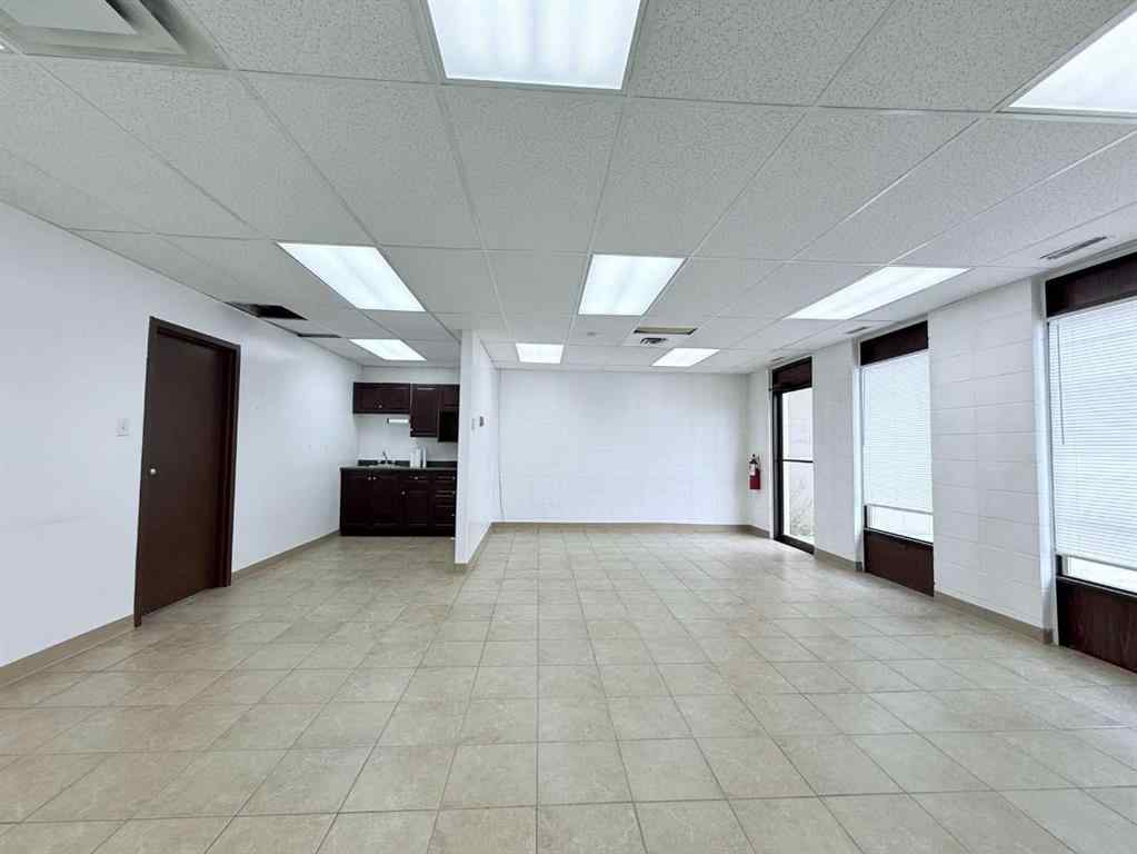 MLS® A2241779 - 9510 110 Street  in Richmond Industrial Park Grande Prairie, Commercial