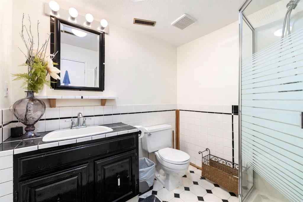 MLS® A2241788 - 272240 Grand Valley Road  in NONE Rural Rocky View County, Residential