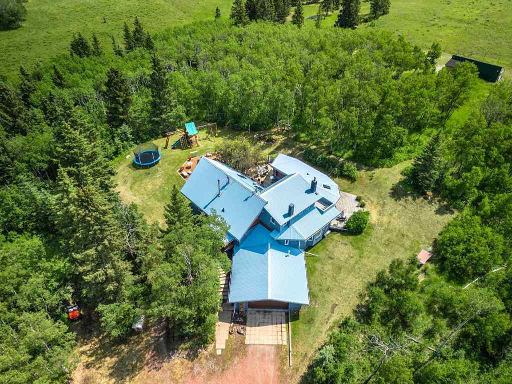 MLS® A2241788 - 272240 Grand Valley Road  in NONE Rural Rocky View County, Residential