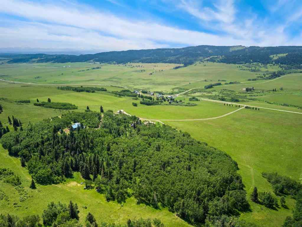 MLS® A2241788 - 272240 Grand Valley Road  in NONE Rural Rocky View County, Residential