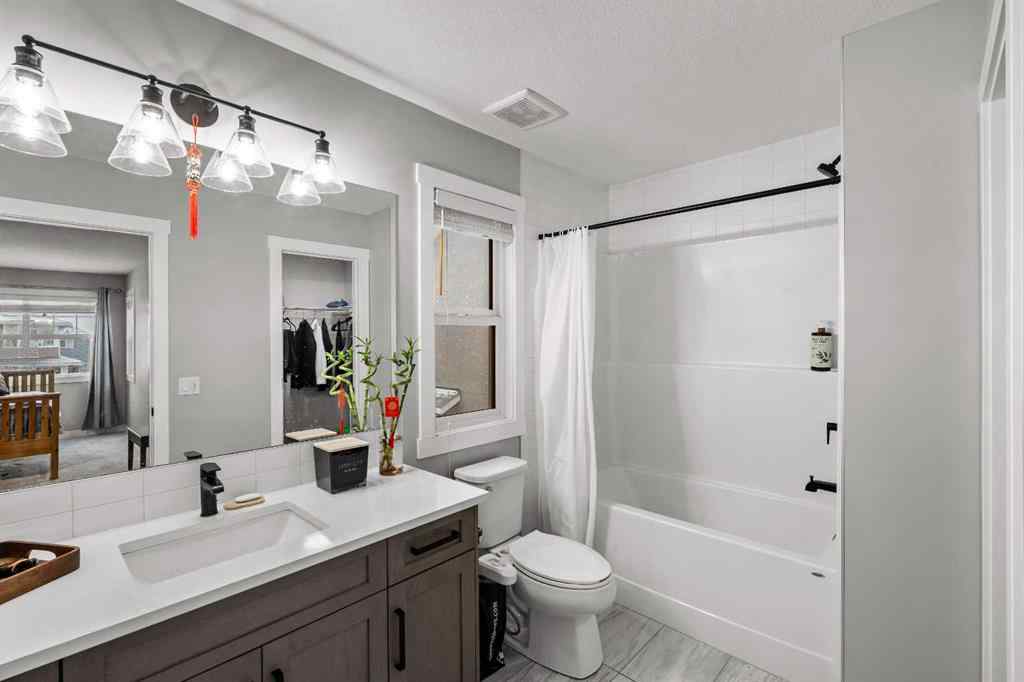 MLS® A2241791 - 111 Sandpiper Park  in Kinniburgh South Chestermere, Residential