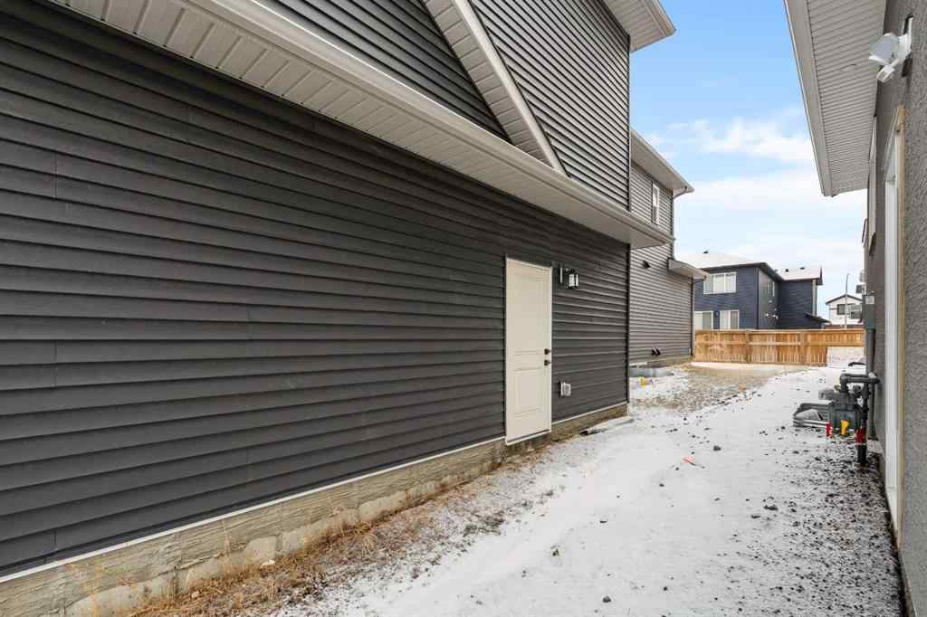 MLS® A2241791 - 111 Sandpiper Park  in Kinniburgh South Chestermere, Residential