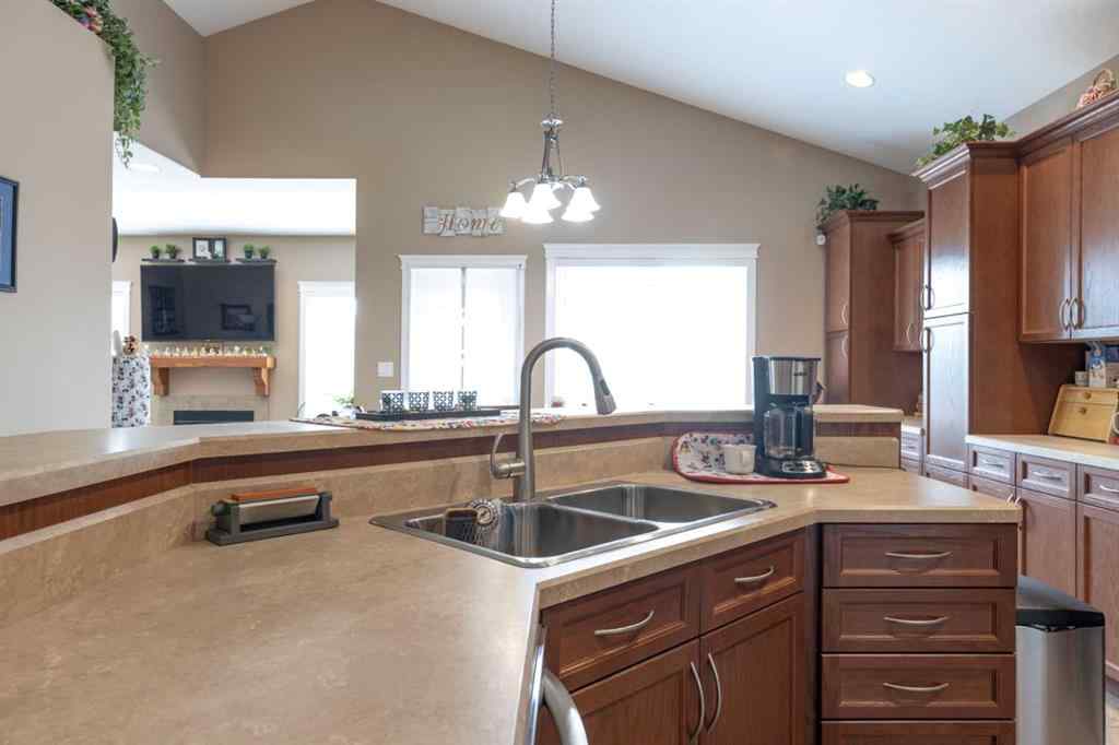 MLS® A2241792 - 5104 55 Street Close  in Blackfoot Blackfoot, Residential