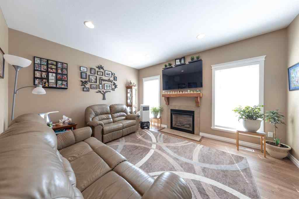 MLS® A2241792 - 5104 55 Street Close  in Blackfoot Blackfoot, Residential
