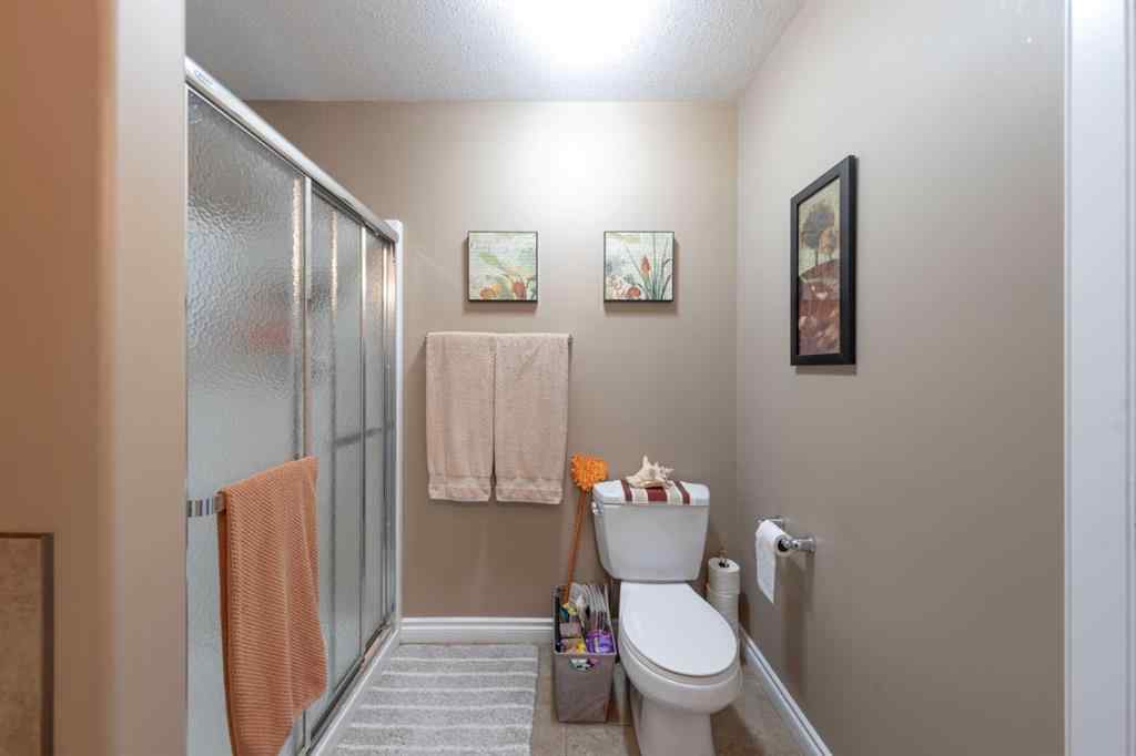 MLS® A2241792 - 5104 55 Street Close  in Blackfoot Blackfoot, Residential