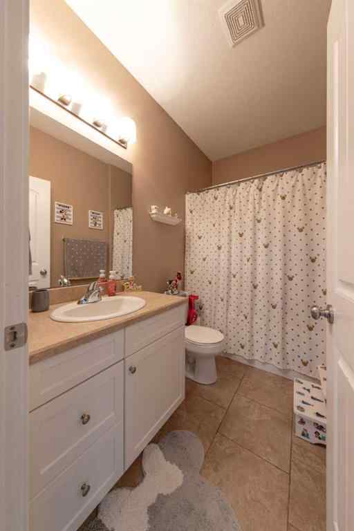 MLS® A2241792 - 5104 55 Street Close  in Blackfoot Blackfoot, Residential