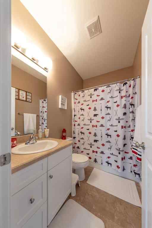 MLS® A2241792 - 5104 55 Street Close  in Blackfoot Blackfoot, Residential