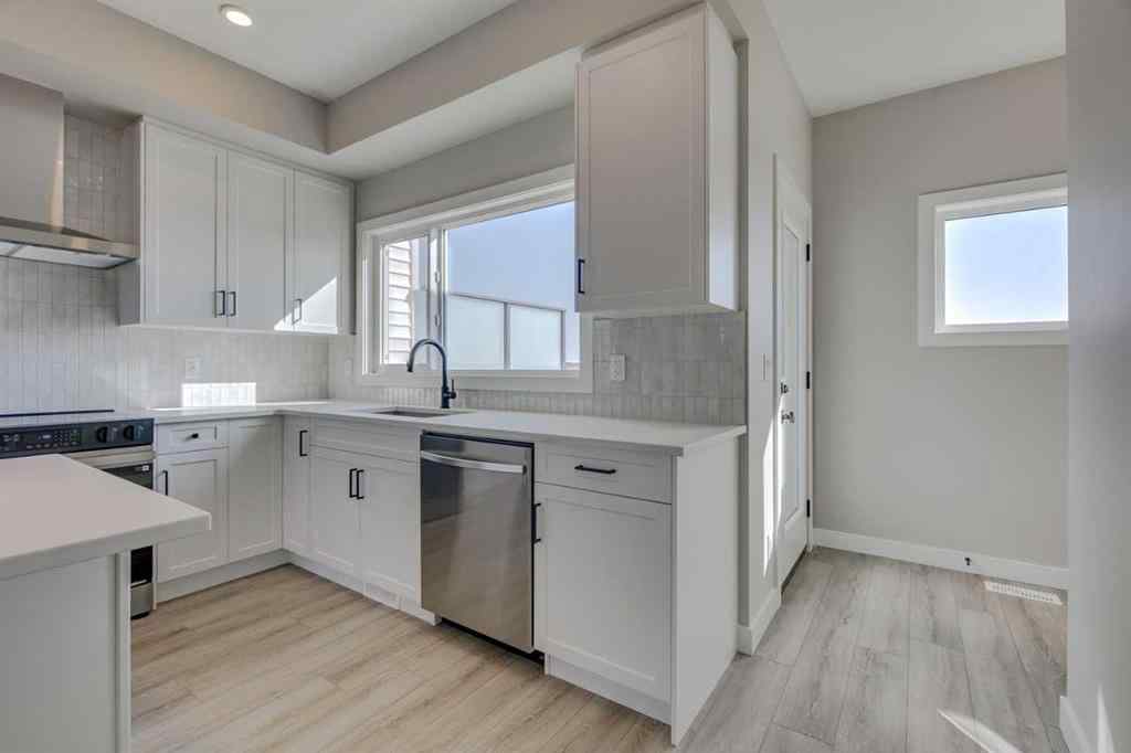 MLS® A2241797 - 3495 Chestermere Boulevard  in East Chestermere Chestermere, Residential