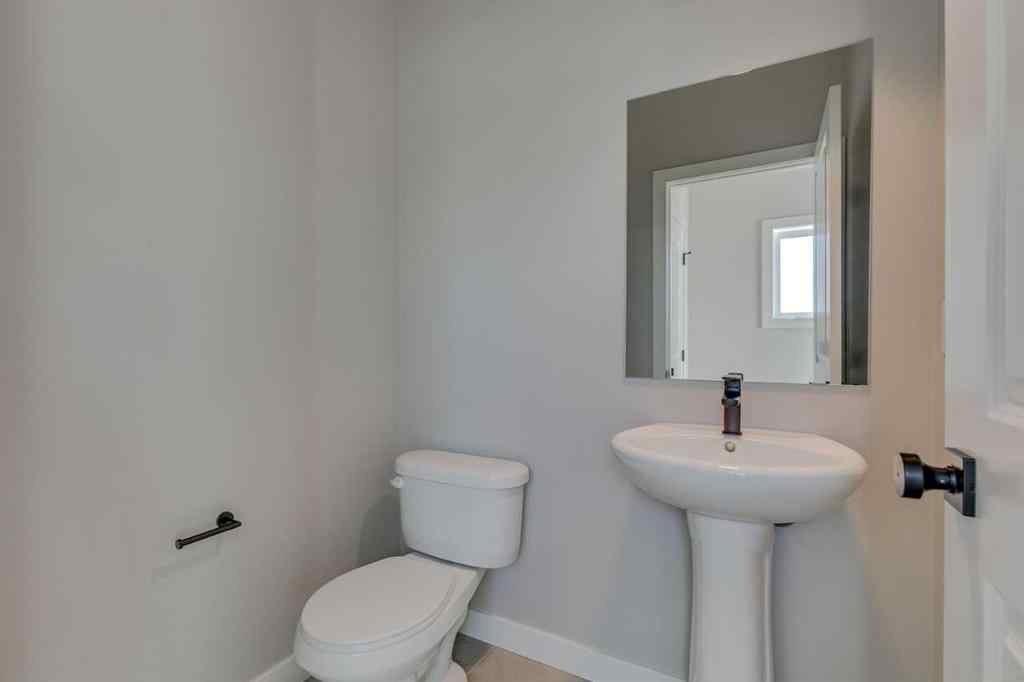 MLS® A2241797 - 3495 Chestermere Boulevard  in East Chestermere Chestermere, Residential