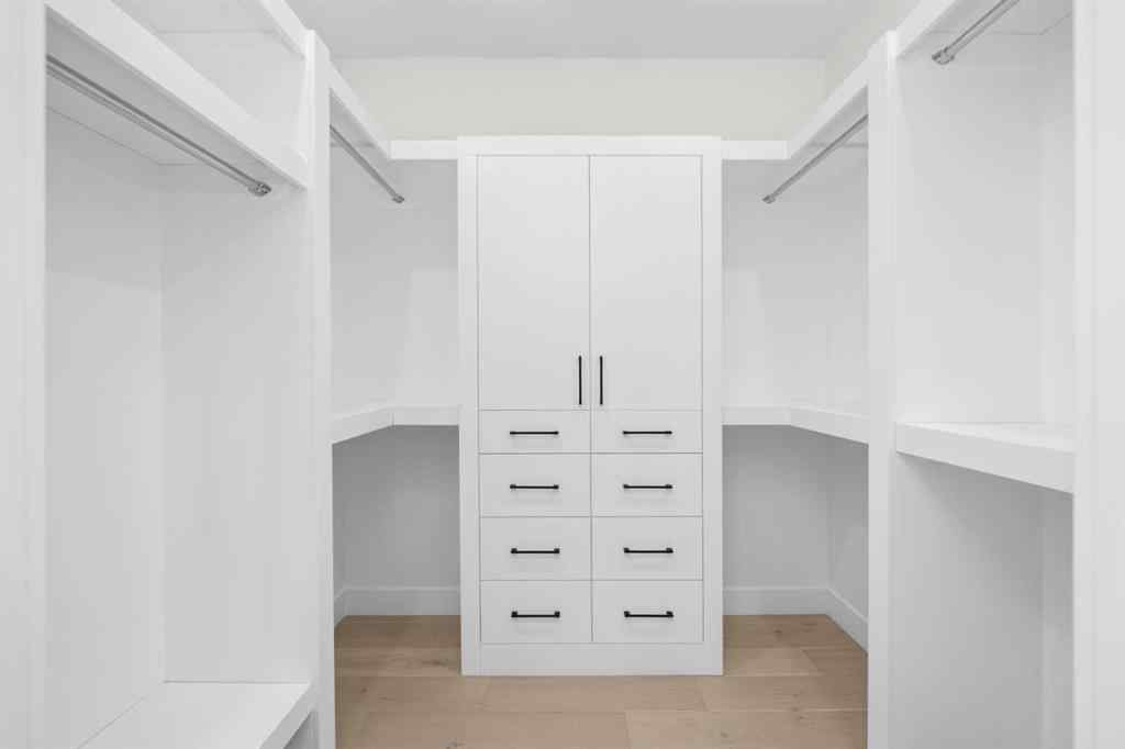 MLS® A2241800 - 1728 19 Avenue NW in Capitol Hill Calgary, Residential