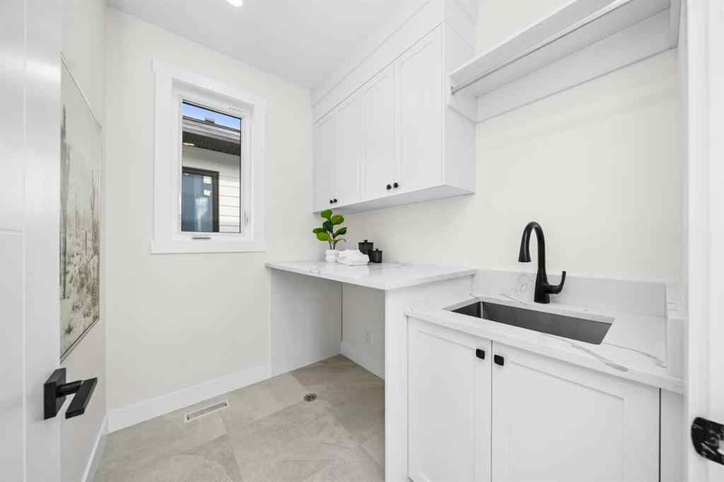 MLS® A2241800 - 1728 19 Avenue NW in Capitol Hill Calgary, Residential