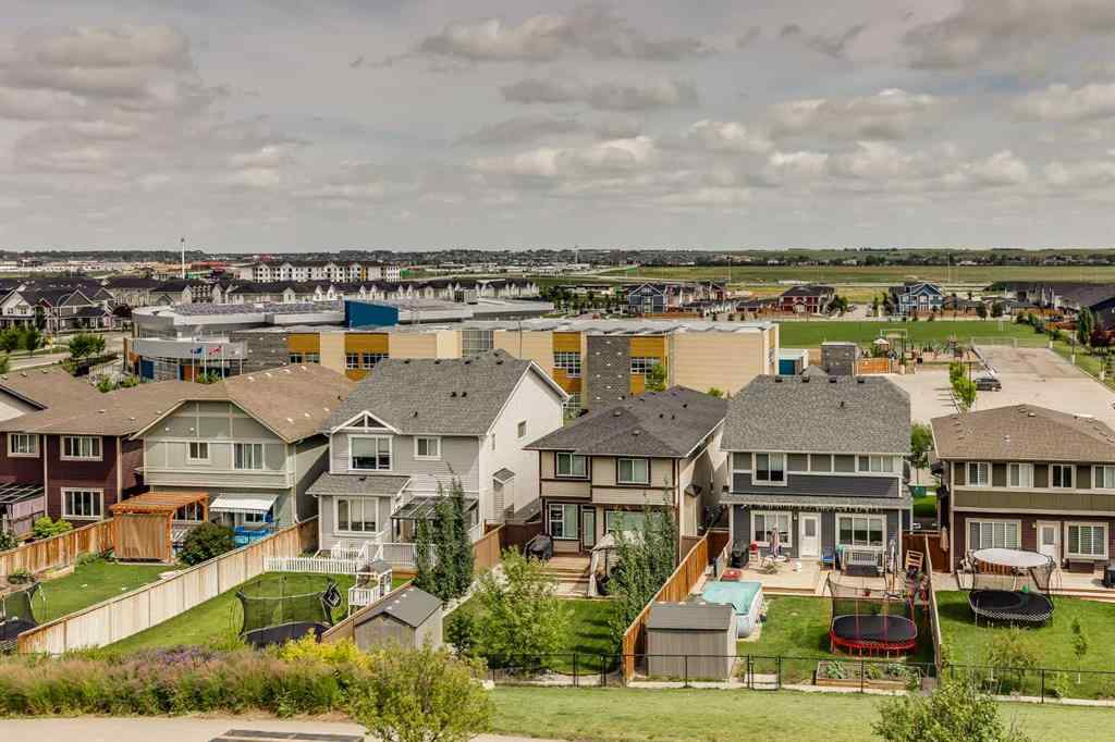 MLS® A2241802 - 247 Hillcrest Heights SW in Hillcrest Airdrie, Residential