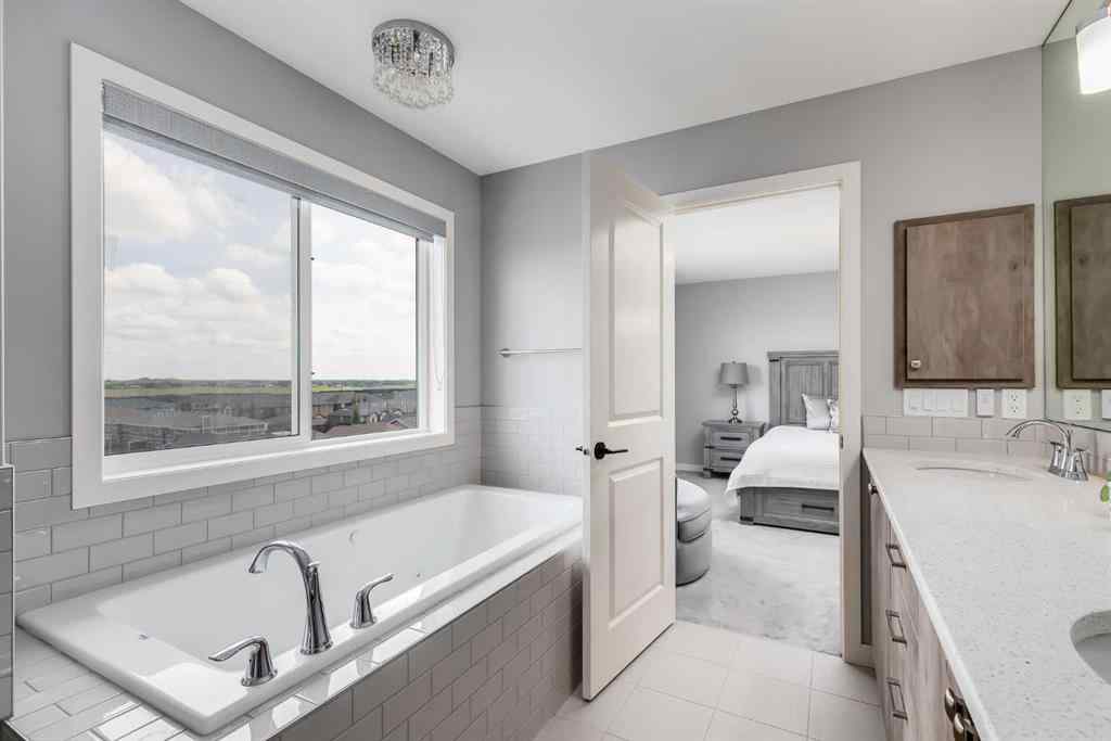 MLS® A2241802 - 247 Hillcrest Heights SW in Hillcrest Airdrie, Residential