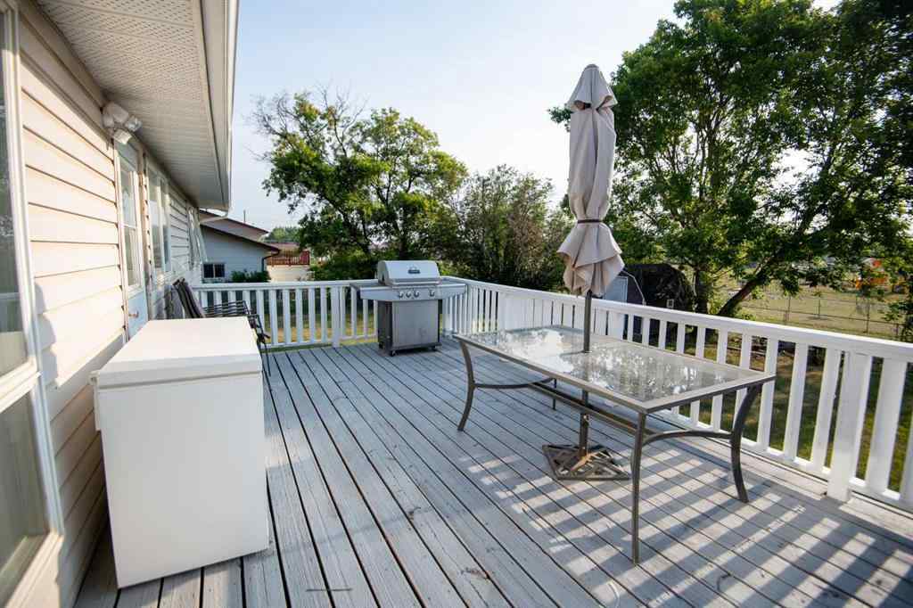 MLS® A2241803 - 10105 102 Street  in NONE La Crete, Residential