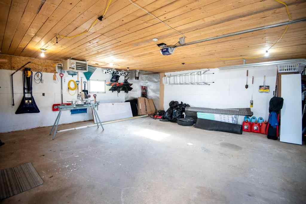 MLS® A2241803 - 10105 102 Street  in NONE La Crete, Residential